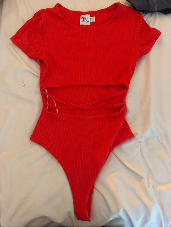 Princess Polly Other - Princess Polly Red Ribbed Cutout bodysuit